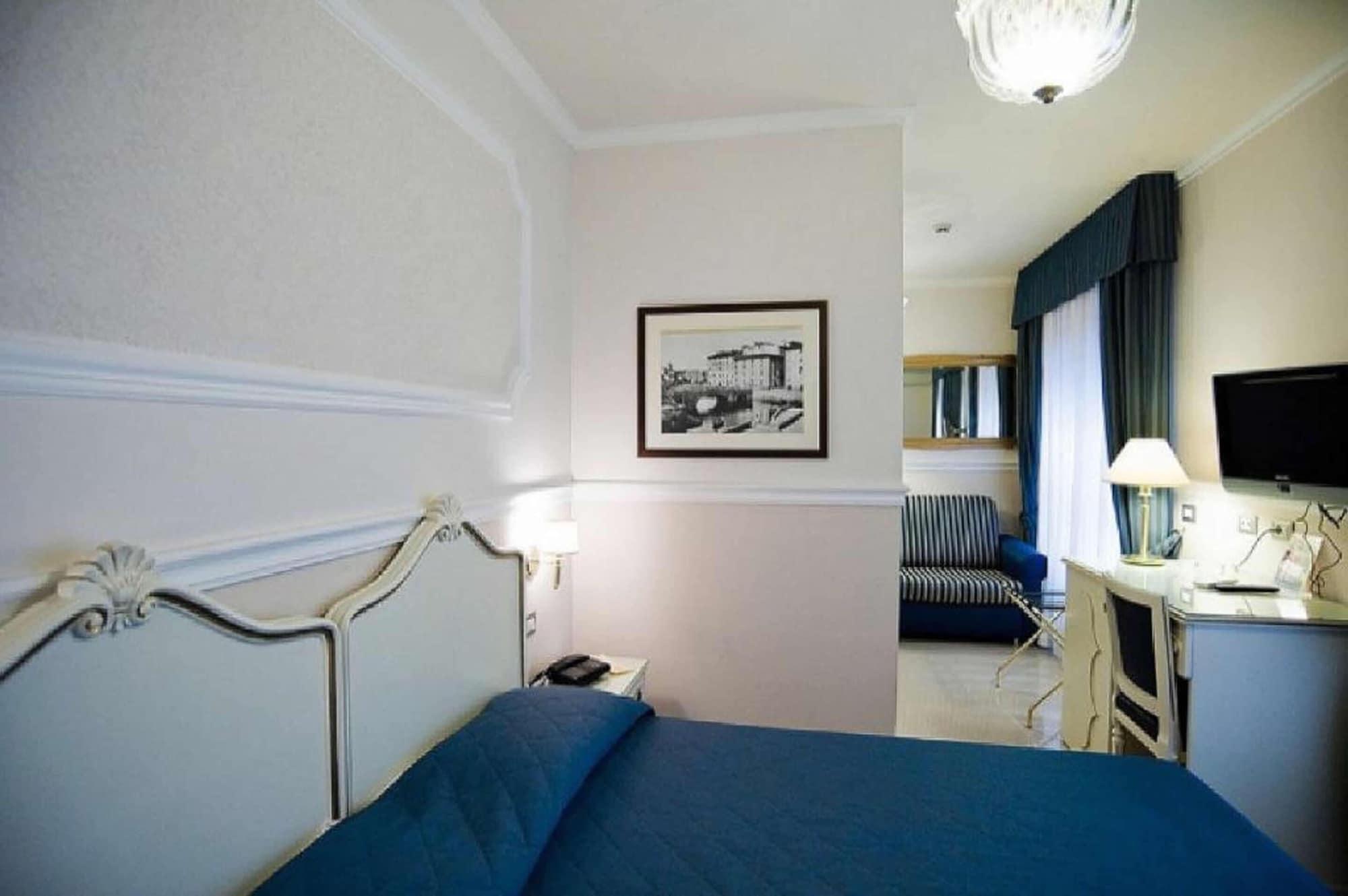 The Port 3* Livorno