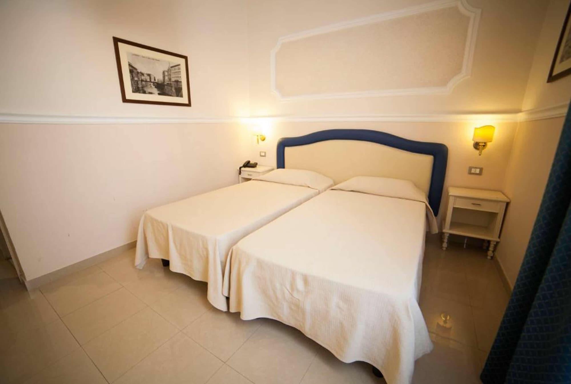 The Port 3* Livorno