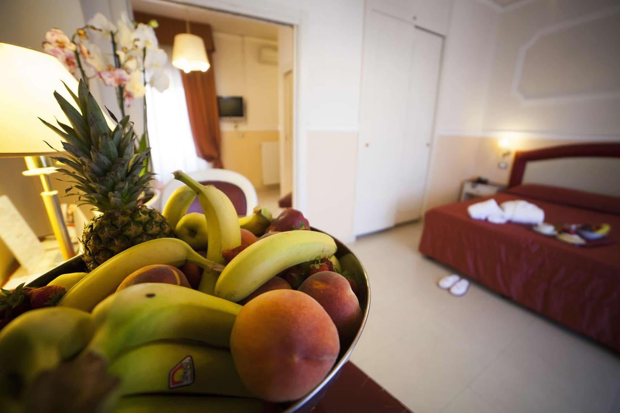 Aparthotel The Port 3*