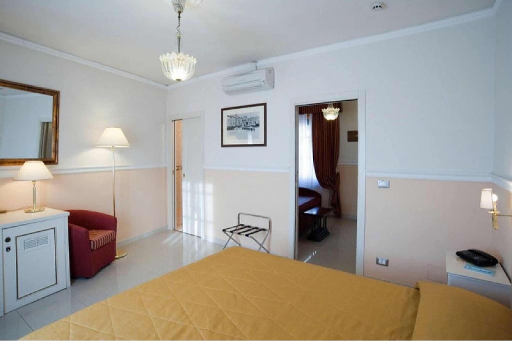 The Port 3* Livorno