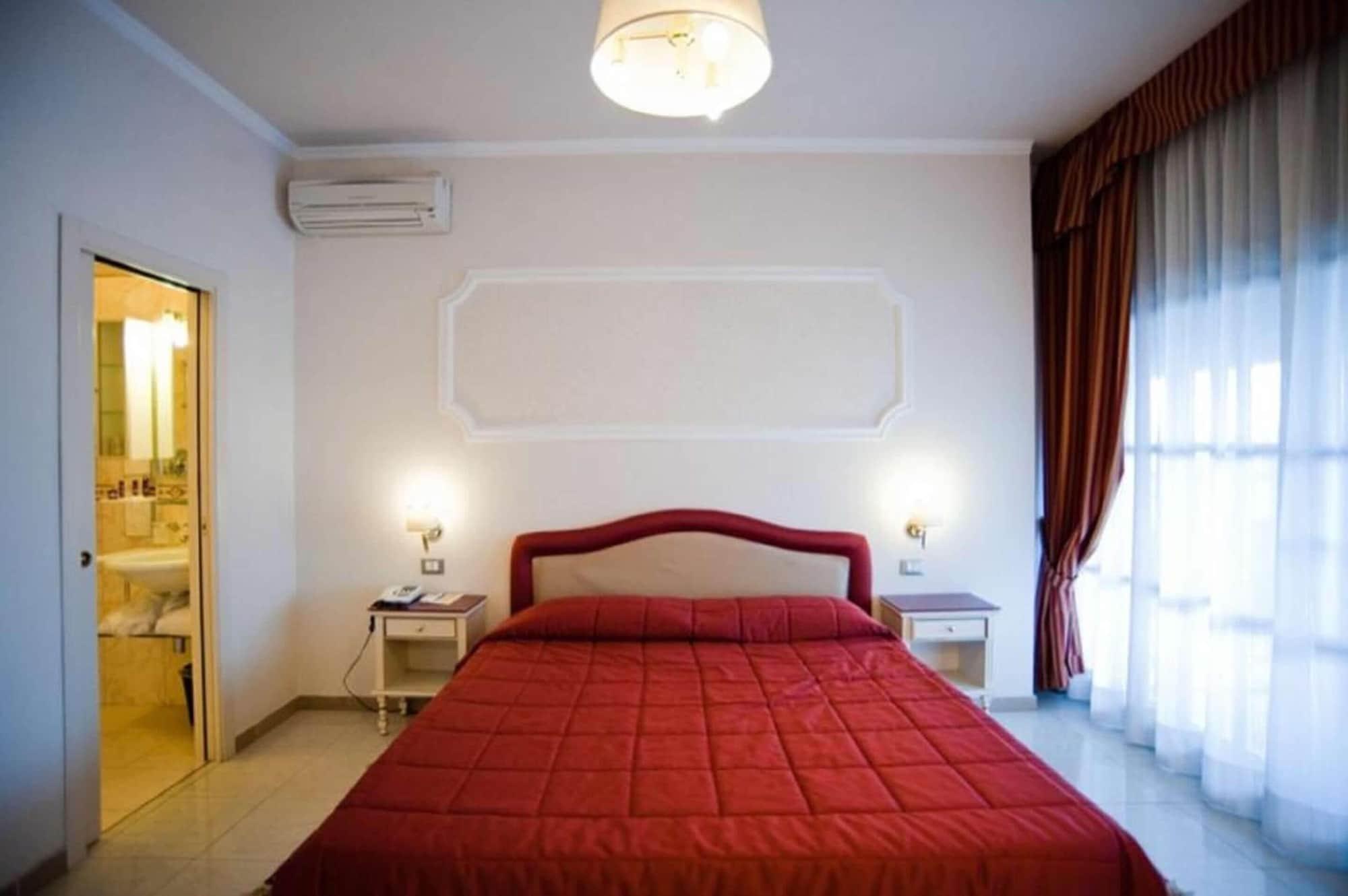 The Port Aparthotel